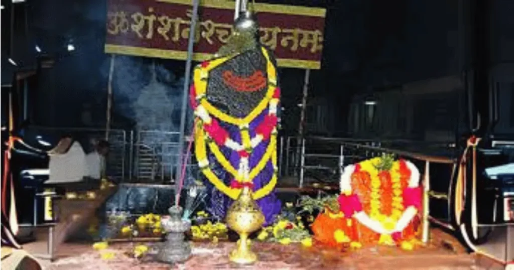 Sapne Me Shani Dev Ko Dekhna